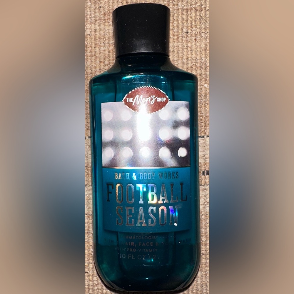 Football Season Body Cream, Shower Gel and Cologne Set. - Picture 8 of 9